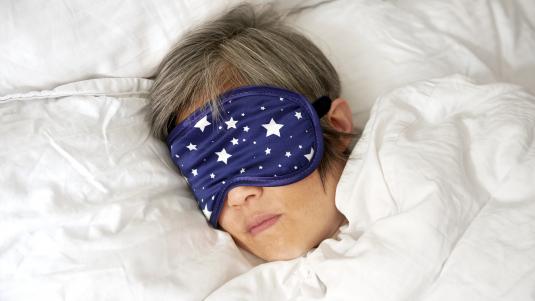 حقائق وخرافات عن النوم