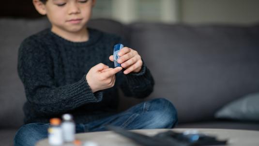 علاج سكري النوع الأول في الأطفال