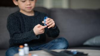 علاج سكري النوع الأول في الأطفال