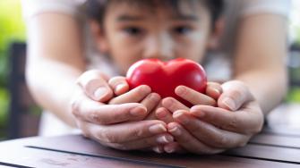 7 مضاعفات محتملة لعيوب القلب الخلقية لدى الأطفال