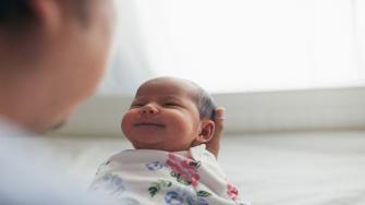صغر حجم يافوخ الرضيع عند الولادة
