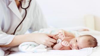 كيفية علاج ارتداد البول في الرضع