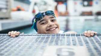 هل السباحة مناسبة للأطفال المصابين بالربو؟