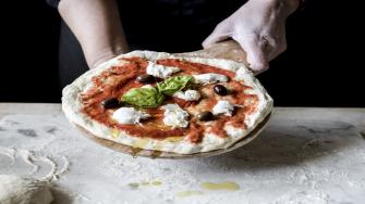 7 وصفات تجعل من البيتزا طعاما صحيا