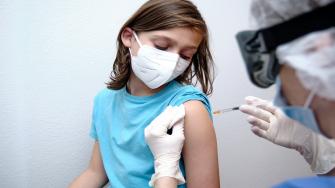 موافقة طارئة للقاح COVID في الأطفال