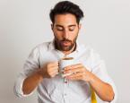 قد يساعد تناول القهوة بانتظام في الوقاية من مرض القولون العصبي