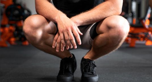 عضلات الفخذ القوية قد تقلل من خطر جراحة استبدال الركبة لاحقاً