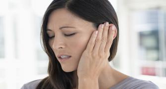 أسباب وطرق تشخيص وعلاج ألم الأذن