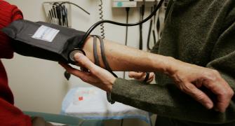 هل يتحول ارتفاع ضغط الدم الخفيف إلى مزمن؟