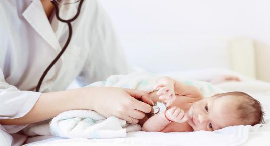 كيفية علاج ارتداد البول في الرضع