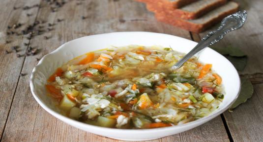 استخدام حساء الكرنب لإنقاص الوزن