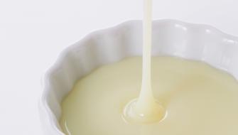 ما هو الفرق بين الحليب المبخر والحليب المكثف؟