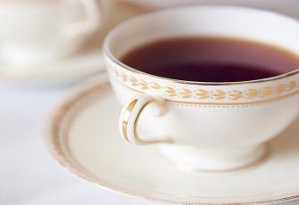 15 فائدة سحرية للشاي الأسود