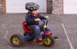 نصائح لحماية أطفالنا من مخاطر الدراجات الثلاثية